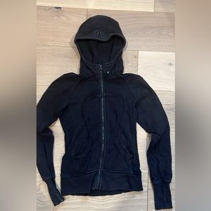 Black zip up lululemon hoodie